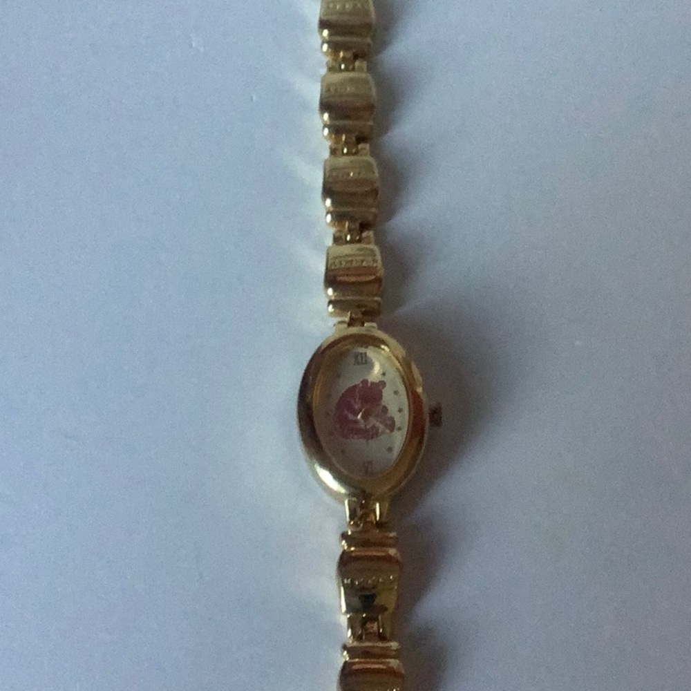 Disney Classic Pooh Gold Women's Watch